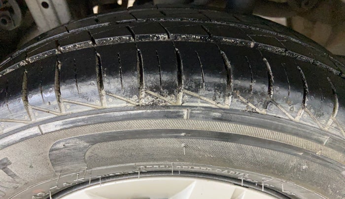 2022 Maruti Alto LXI OPT CNG, CNG, Manual, 15,259 km, Right Rear Tyre Tread