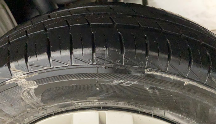 2022 Maruti Alto LXI OPT CNG, CNG, Manual, 15,259 km, Left Rear Tyre Tread