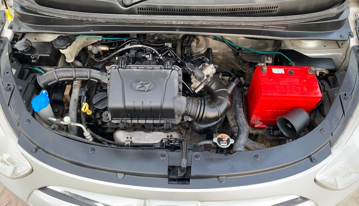 2014 Hyundai i10 MAGNA 1.1, Petrol, Manual, 39,436 km, Engine View