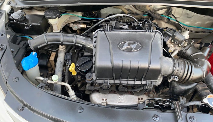 2014 Hyundai i10 MAGNA 1.1, Petrol, Manual, 39,436 km, Engine View - Right