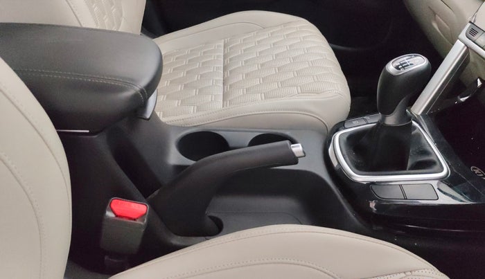 2021 KIA SELTOS HTX 1.5 PETROL, Petrol, Manual, 24,808 km, Gear Lever