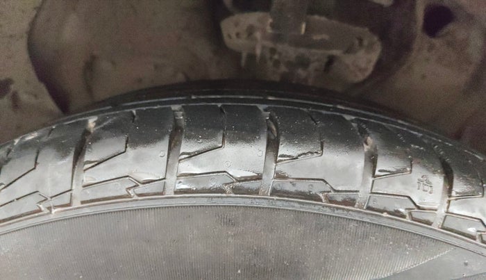 2021 KIA SELTOS HTX 1.5 PETROL, Petrol, Manual, 24,808 km, Left Front Tyre Tread