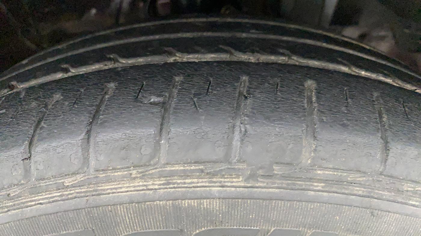 2017 Honda City SV MT PETROL, Petrol, Manual, 59,591 km, Right Front Tyre Tread