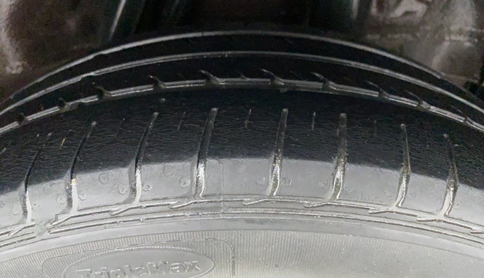 2017 Honda City SV MT PETROL, Petrol, Manual, 59,591 km, Left Rear Tyre Tread