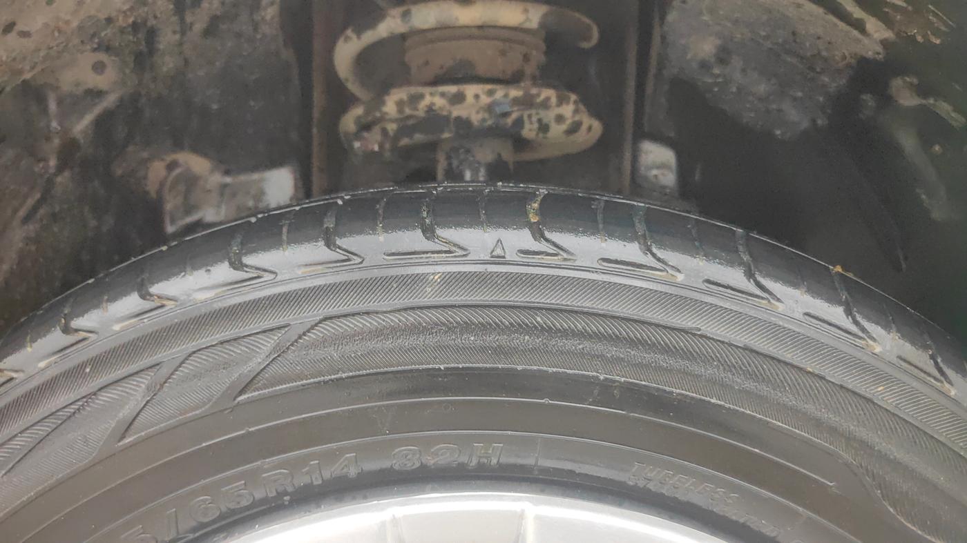 2018 Tata Tiago XZA PETROL, Petrol, Automatic, 65,590 km, Left Front Tyre Tread