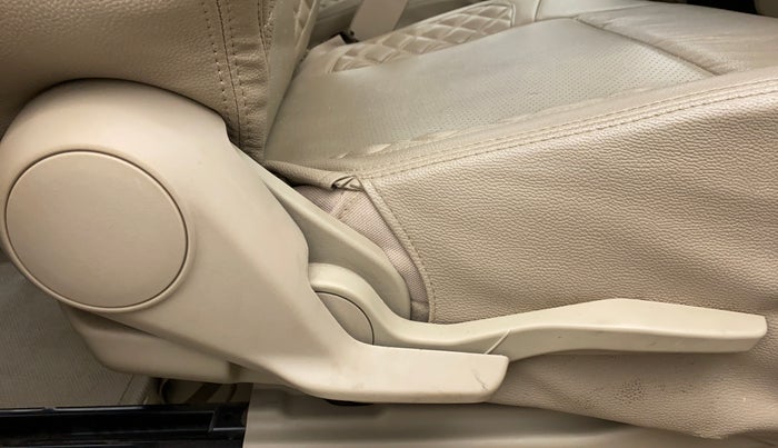 2018 Maruti Dzire VXI, Petrol, Manual, 24,556 km, Driver Side Adjustment Panel