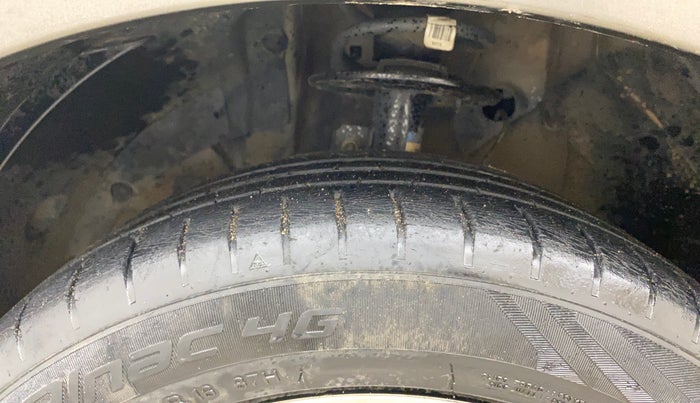 2021 Maruti Baleno ZETA PETROL 1.2, Petrol, Manual, 57,831 km, Left Front Tyre Tread
