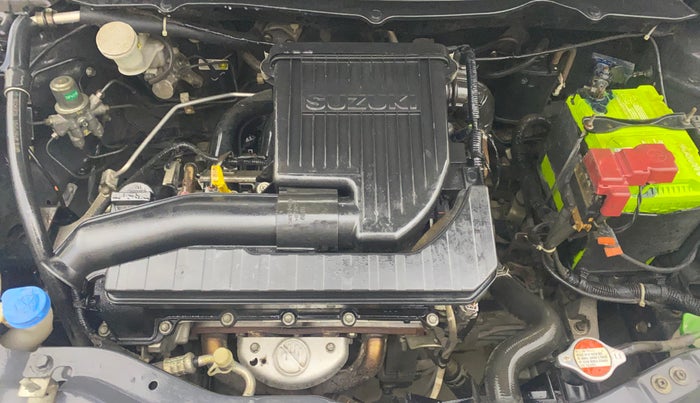 2015 Maruti Swift VXI, Petrol, Manual, 99,745 km, Engine View