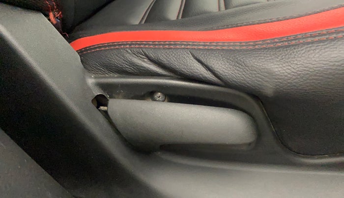 2015 Maruti Swift VXI, Petrol, Manual, 99,745 km, Driver Side Adjustment Panel