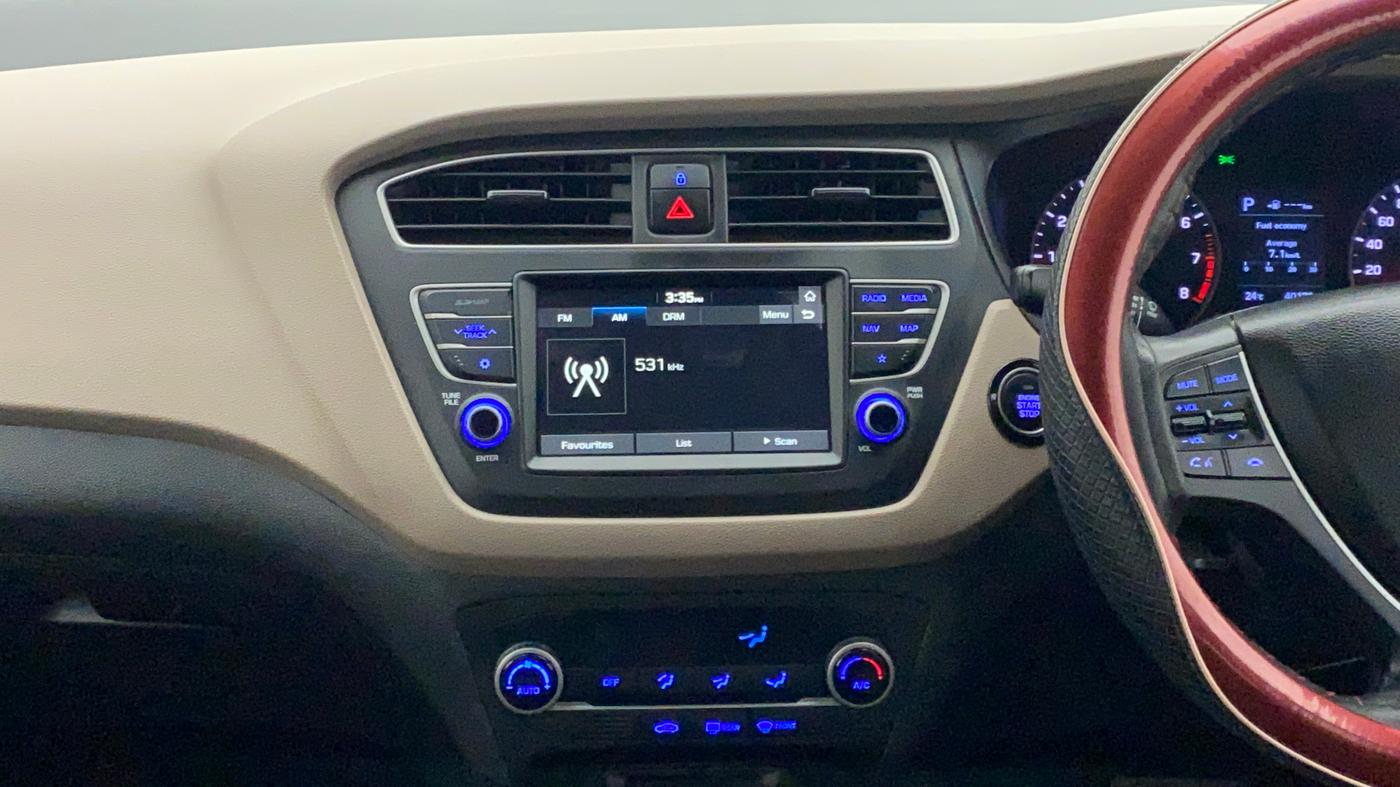 2019 Hyundai Elite i20 1.2  ASTA (O) CVT, Petrol, Automatic, 40,029 km, Air Conditioner