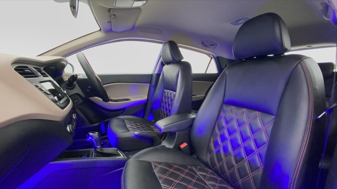 2019 Hyundai Elite i20 1.2  ASTA (O) CVT, Petrol, Automatic, 40,029 km, Right Side Front Door Cabin