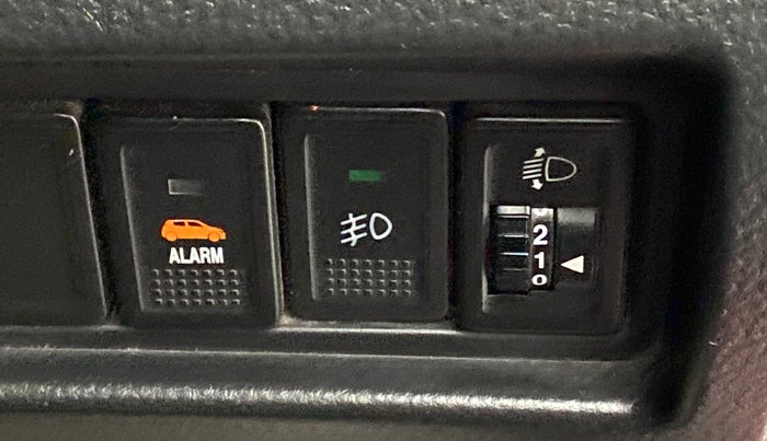 2012 Maruti Swift ZDI, Diesel, Manual, 99,831 km, Dashboard - Headlight height adjustment not working