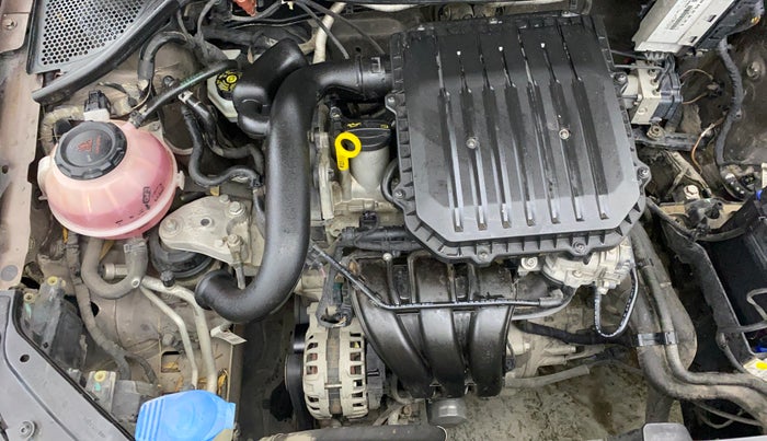 2018 Volkswagen Polo HIGHLINE PLUS 1.0 16 ALLOY, Petrol, Manual, 50,643 km, Engine View - Right