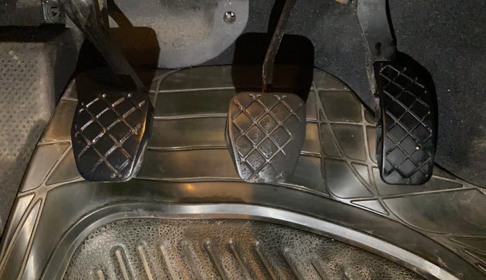 2018 Volkswagen Polo HIGHLINE PLUS 1.0 16 ALLOY, Petrol, Manual, 50,643 km, Pedals