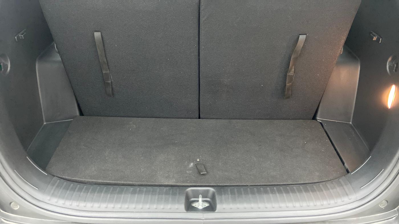 2022 Hyundai ALCAZAR PRESTIGE 2.0 MT 7STR, Petrol, Manual, 10,703 km, Boot Inside