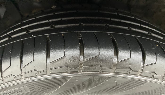 2022 Hyundai ALCAZAR PRESTIGE 2.0 MT 7STR, Petrol, Manual, 10,703 km, Left Front Tyre Tread