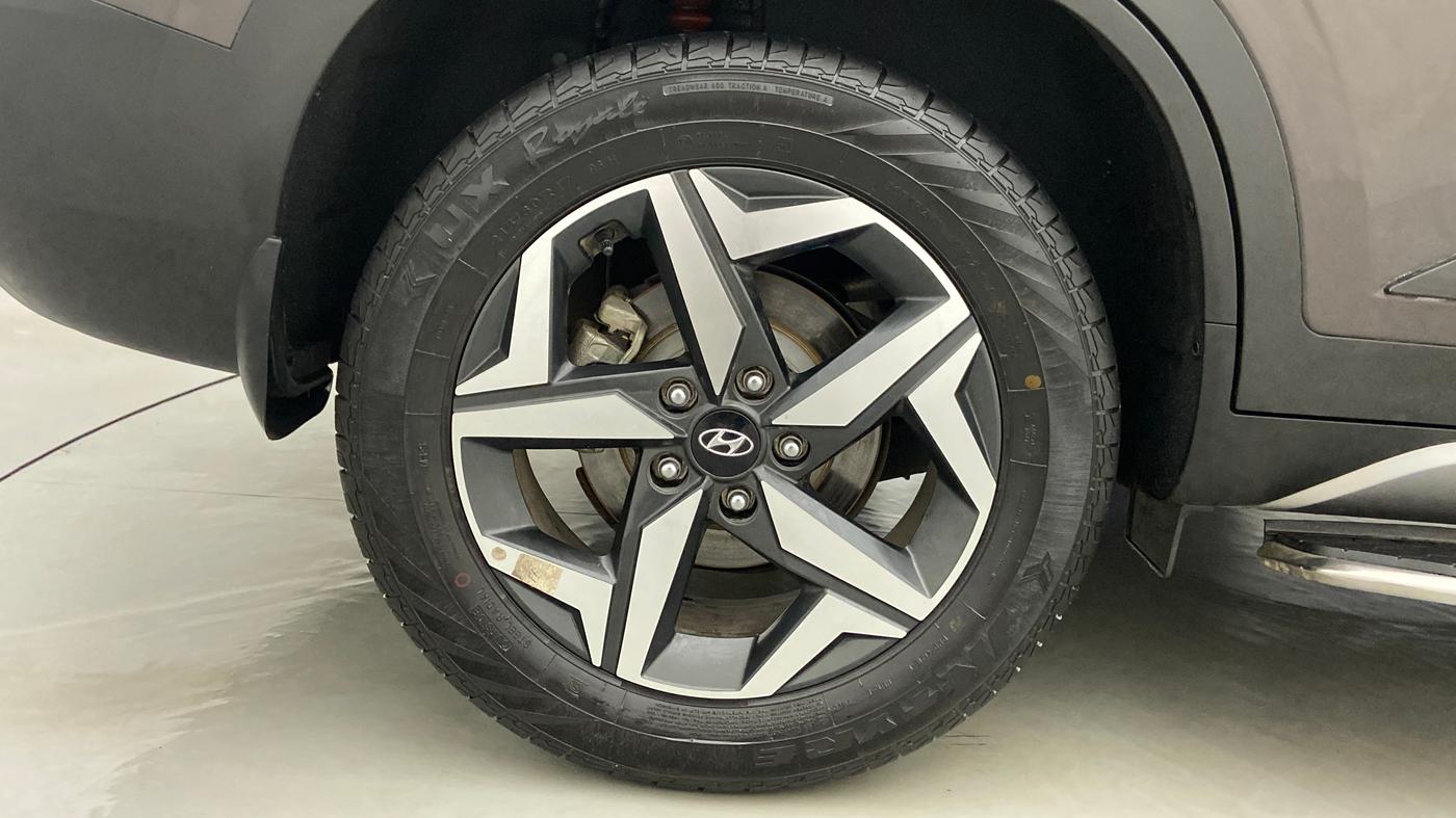 2022 Hyundai ALCAZAR PRESTIGE 2.0 MT 7STR, Petrol, Manual, 10,703 km, Right Rear Wheel