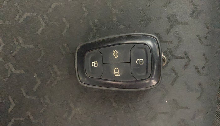 2022 Tata TIGOR XZ PLUS CNG, CNG, Manual, 10,730 km, Key Close Up