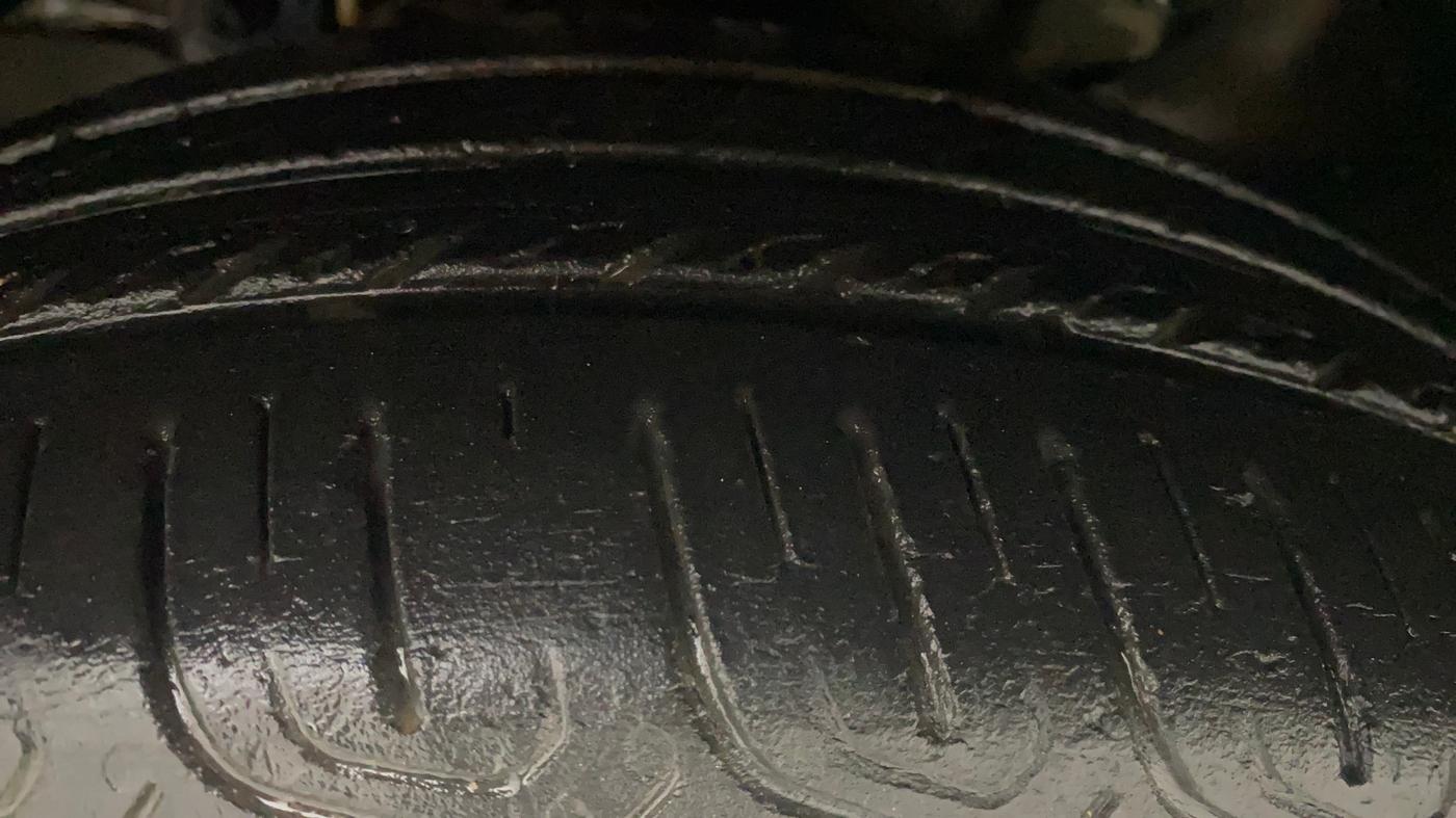2022 Tata TIGOR XZ PLUS CNG, CNG, Manual, 10,766 km, Left Front Tyre Tread