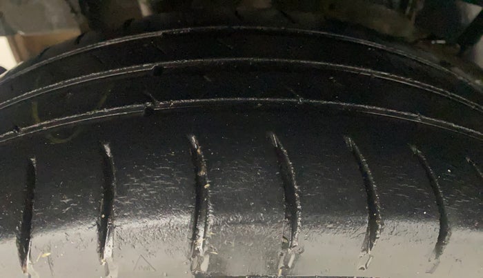 2022 Tata TIGOR XZ PLUS CNG, CNG, Manual, 10,730 km, Right Rear Tyre Tread