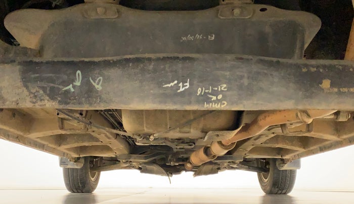 2016 Mahindra Kuv100 K8 6 STR, Petrol, Manual, 46,896 km, Rear Underbody