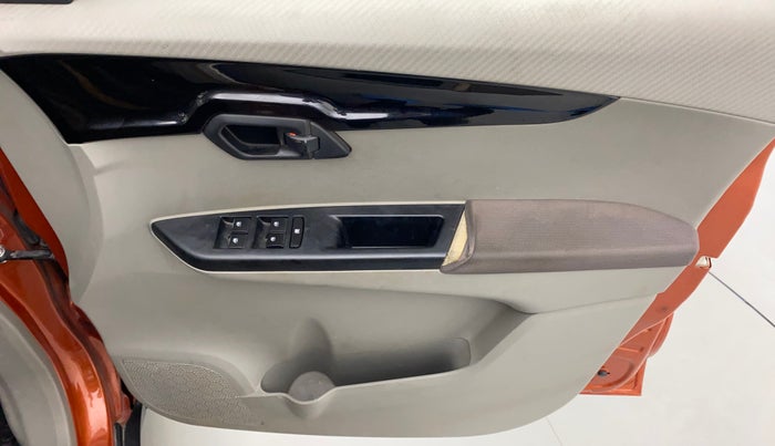 2016 Mahindra Kuv100 K8 6 STR, Petrol, Manual, 46,896 km, Driver Side Door Panels Control