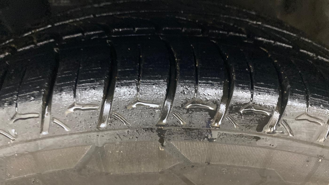 2014 Hyundai Elite i20 ASTA 1.2, Petrol, Manual, 74,697 km, Left Front Tyre Tread