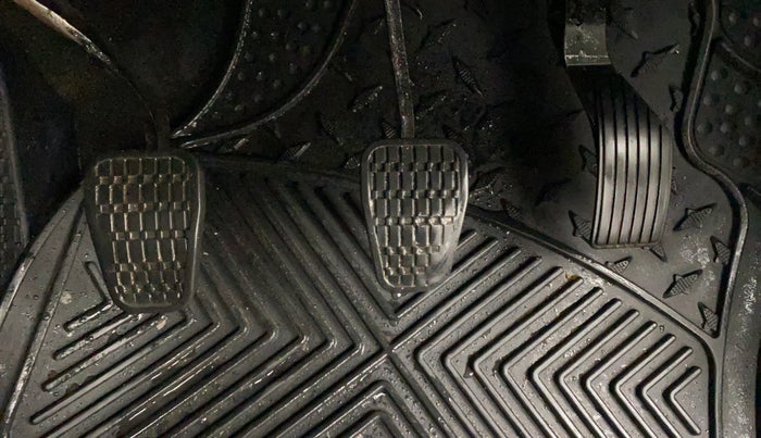 2023 Tata PUNCH ADVENTURE MT, Petrol, Manual, 39,374 km, Pedals