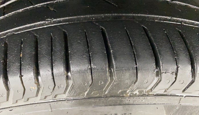 2023 Tata PUNCH ADVENTURE MT, Petrol, Manual, 39,374 km, Right Rear Tyre Tread