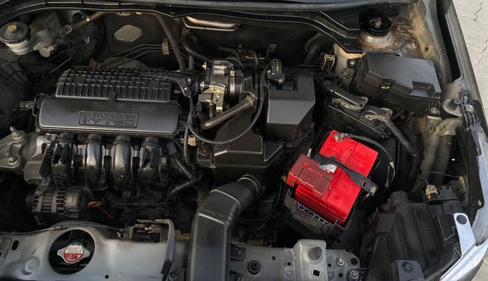 2022 Honda Amaze 1.2L I-VTEC VX CVT, Petrol, Automatic, 38,618 km, Engine View - Left