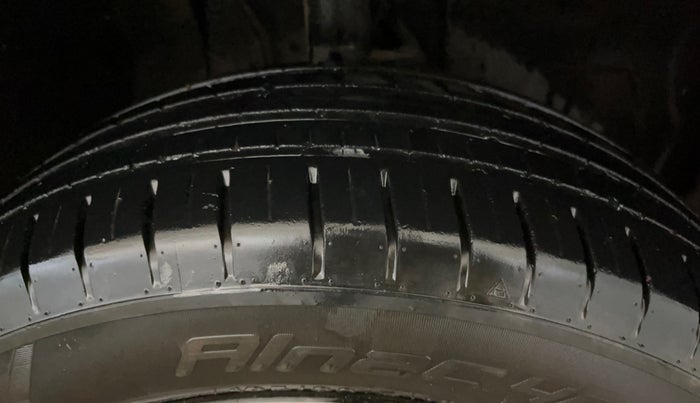 2021 Tata PUNCH ACCOMPLISHED MT, Petrol, Manual, 26,747 km, Right Front Tyre Tread
