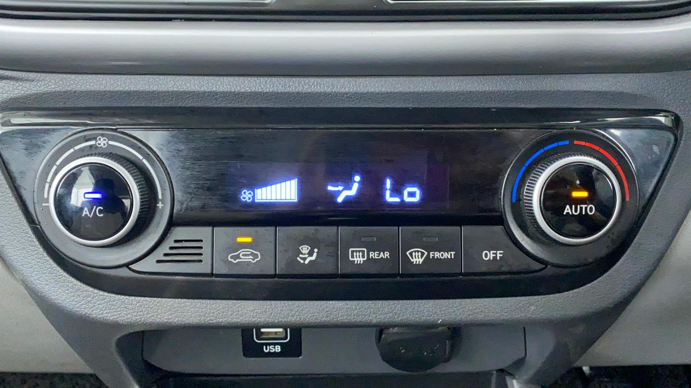 2021 Hyundai GRAND I10 NIOS SPORTZ CNG MT, CNG, Manual, 28,955 km, Automatic Climate Control