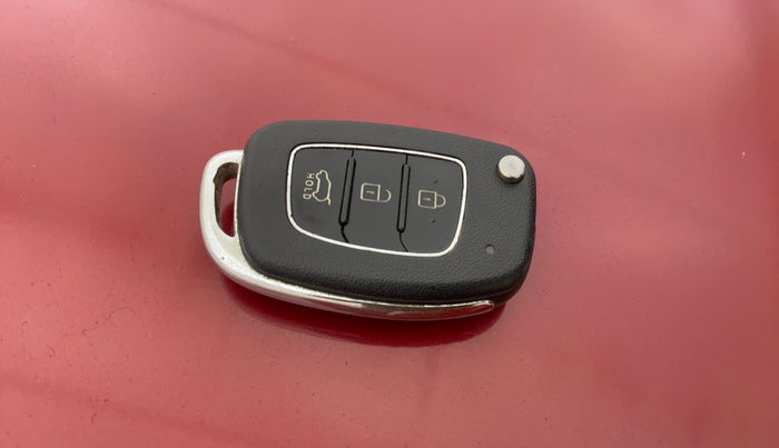 2017 Hyundai i20 Active 1.2 S, Petrol, Manual, 76,199 km, Key Close Up