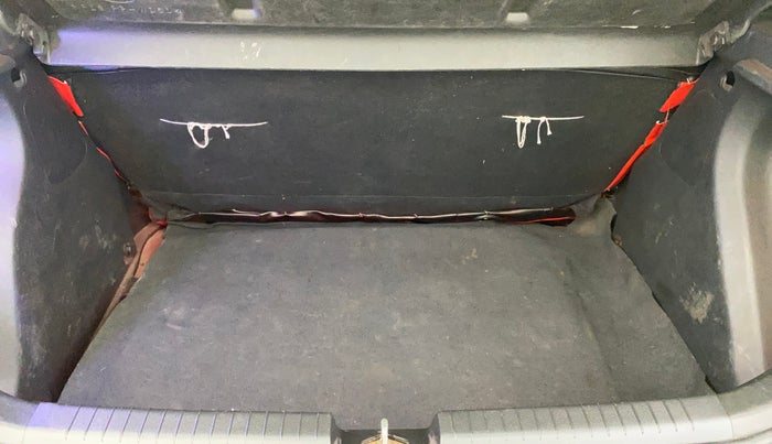 2017 Hyundai i20 Active 1.2 S, Petrol, Manual, 76,199 km, Boot Inside