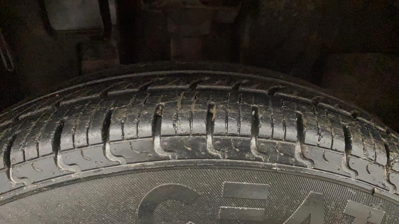 2018 Datsun Redi Go T (O), Petrol, Manual, 20,155 km, Left Front Tyre Tread