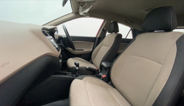 2018 Hyundai Elite i20 ASTA 1.2 (O), Petrol, Manual, 40,129 km, Right Side Front Door Cabin