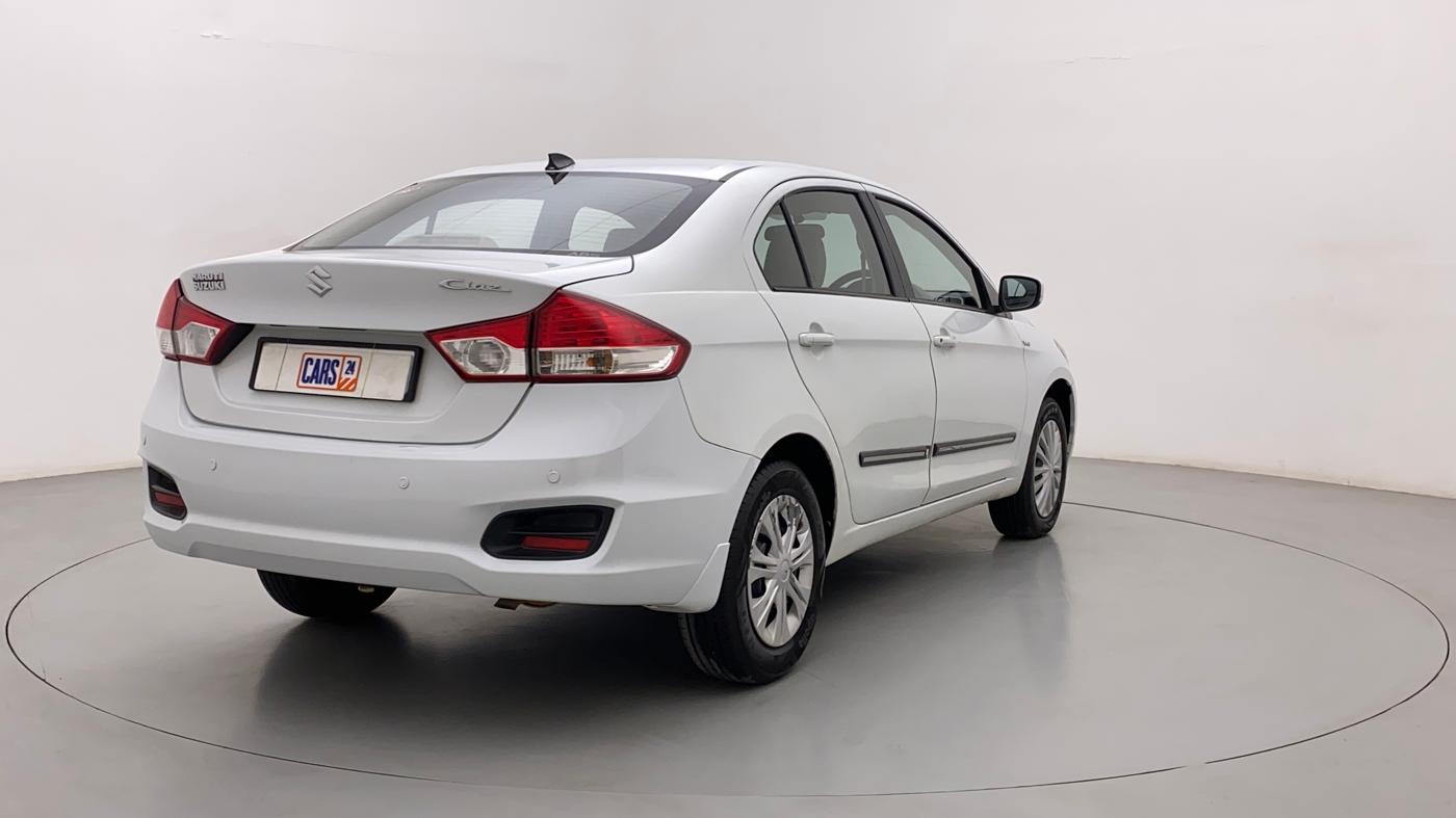 2015 Maruti Ciaz VXI+, Petrol, Manual, 95,738 km, Right Back Diagonal