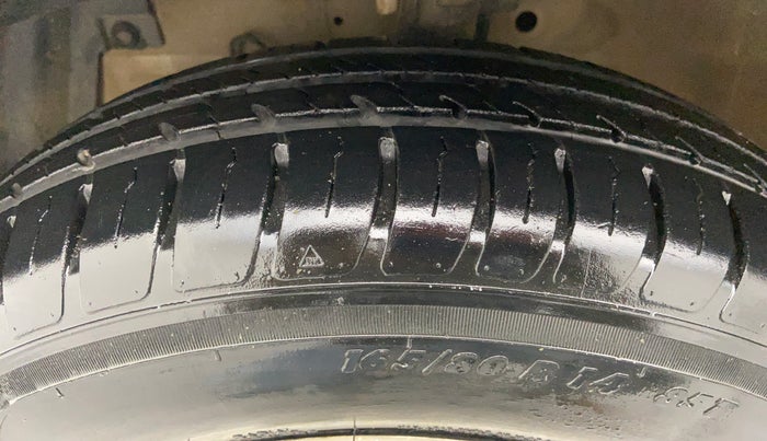 2014 Maruti Swift Dzire VDI BS IV, Diesel, Manual, 79,849 km, Left Front Tyre Tread