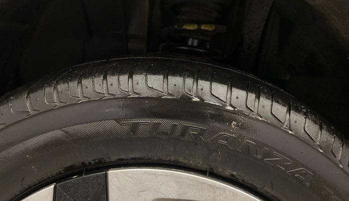 2023 Nissan MAGNITE XL, Petrol, Manual, 41,704 km, Left Front Tyre Tread