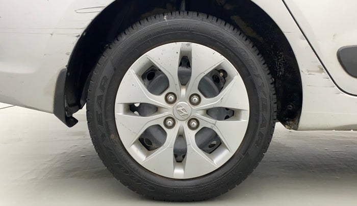 2015 Hyundai Xcent S 1.2, Petrol, Manual, 56,814 km, Right Rear Wheel