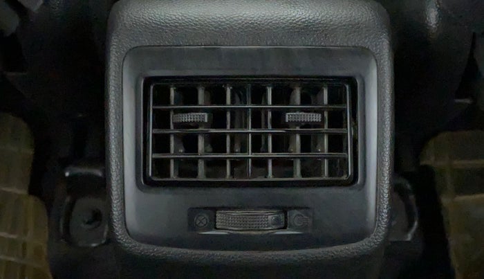 2015 Hyundai Xcent S 1.2, Petrol, Manual, 56,814 km, Rear AC Vents