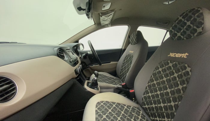 2015 Hyundai Xcent S 1.2, Petrol, Manual, 56,814 km, Right Side Front Door Cabin