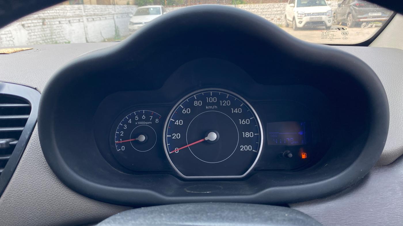 2013 Hyundai i10 MAGNA 1.2, Petrol, Manual, 41,167 km, Odometer Image