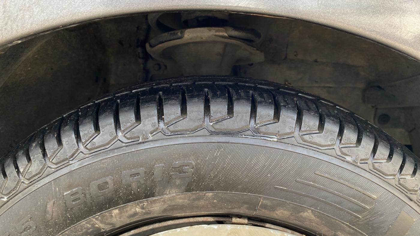 2013 Hyundai i10 MAGNA 1.2, Petrol, Manual, 41,167 km, Right Front Tyre Tread