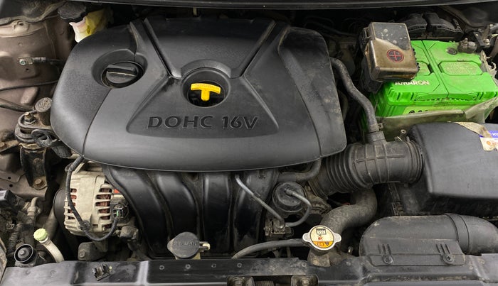 2013 Hyundai New Elantra 1.8 SX AT VTVT, Petrol, Automatic, 44,274 km, Engine View