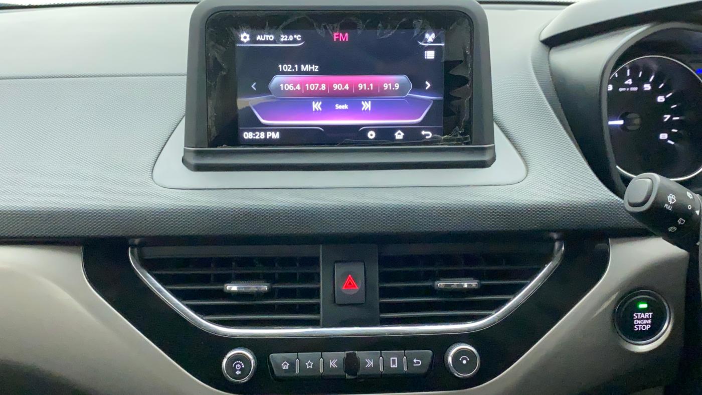 2019 Tata NEXON XZ PLUS PETROL, Petrol, Manual, 27,884 km, Infotainment System