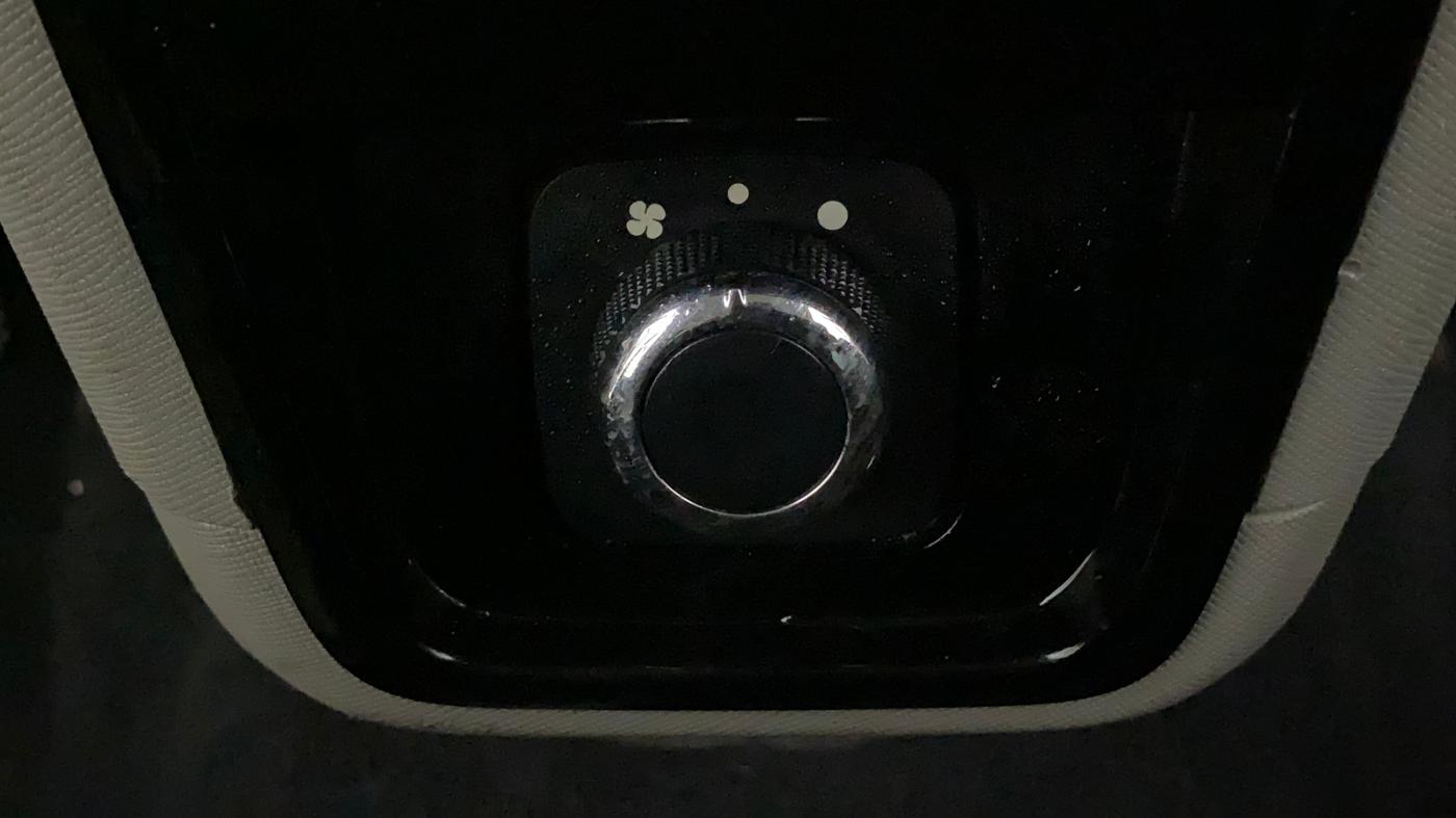 2019 Tata NEXON XZ PLUS PETROL, Petrol, Manual, 27,884 km, Rear AC Temperature Control