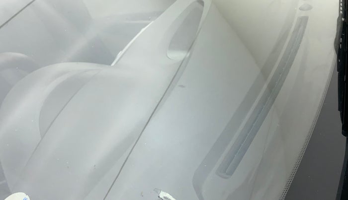 2010 Hyundai i20 MAGNA (O) 1.2, Petrol, Manual, 46,071 km, Front windshield - Minor spot on windshield