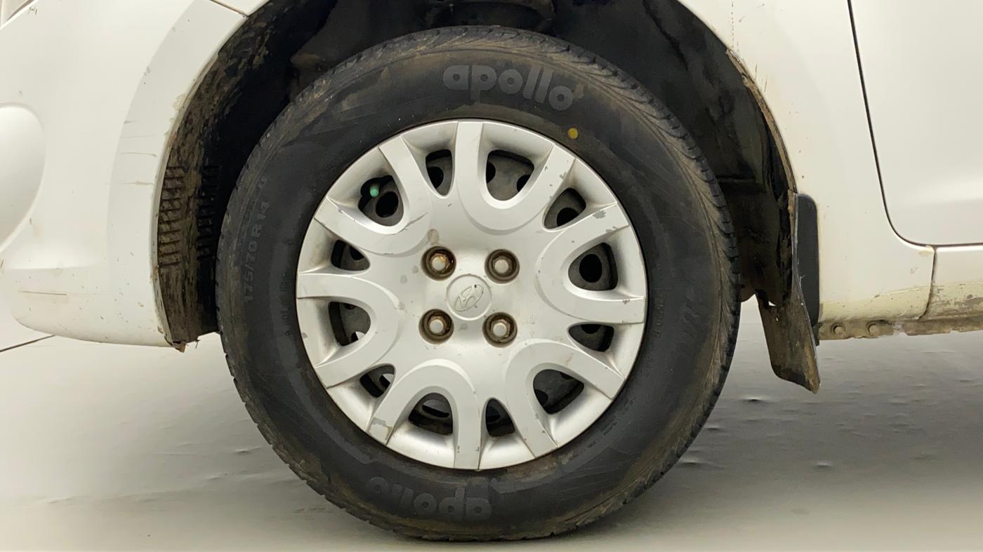 2010 Hyundai i20 MAGNA (O) 1.2, Petrol, Manual, 46,071 km, Left Front Wheel