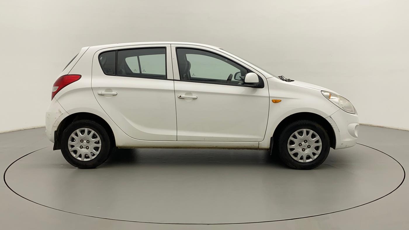 2010 Hyundai i20 MAGNA (O) 1.2, Petrol, Manual, 46,071 km, Right Side View